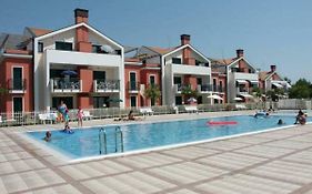 Sunny Apartment On The Sea